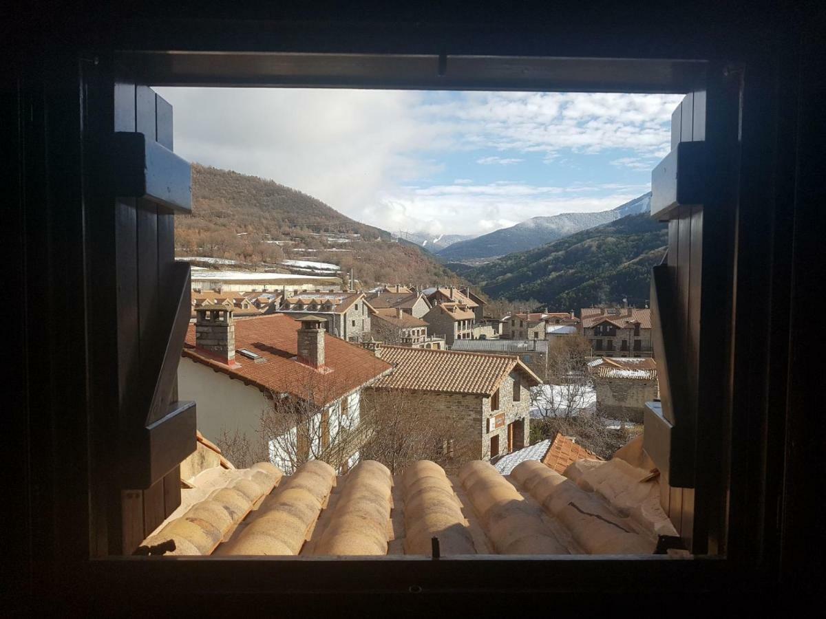 Apartamentos Casa Alcaire Gavín Dış mekan fotoğraf